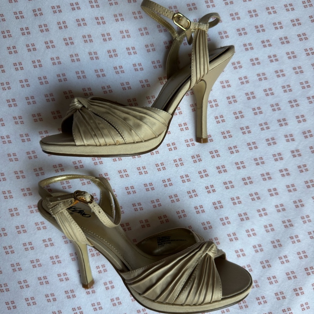 Vintage Mossimo Golden Heels